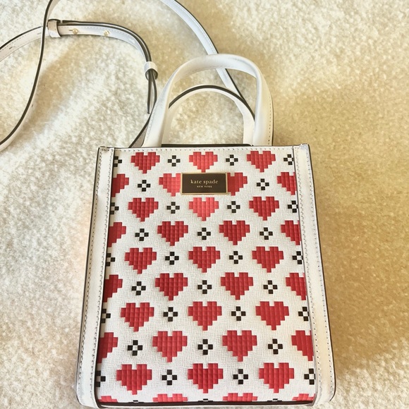 Kate Spade NY Manhattan hearts mini tote - Picture 4 of 5